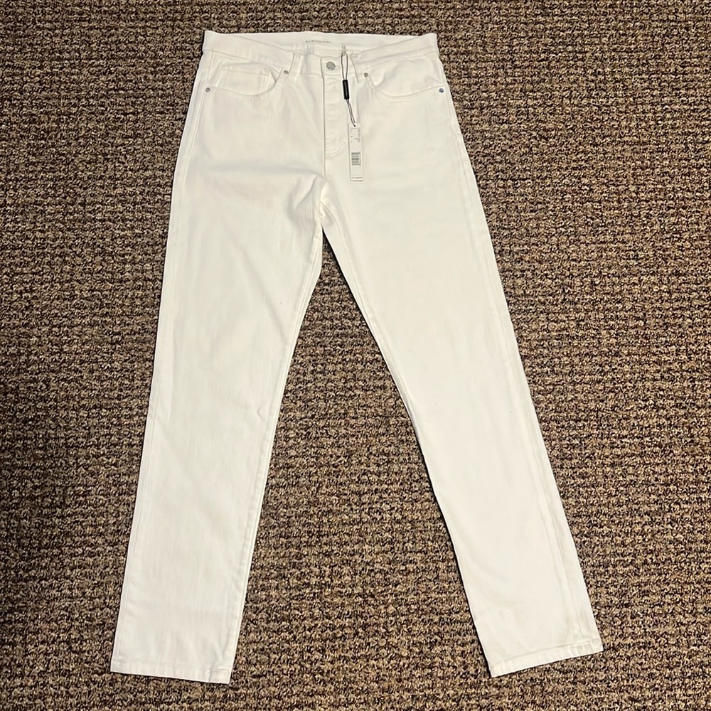 🆕👖Elie Tahari Alex White Denim Jeans
